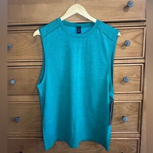 NWT Lululemon Mens Metal Cent Tech Sleeveless Top Green Size Medium Activewear